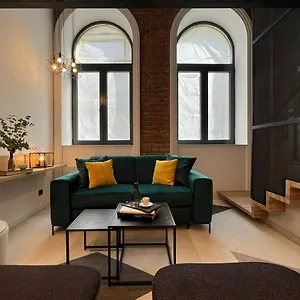 https://fesh-lofts.vienna-besthotels.com
